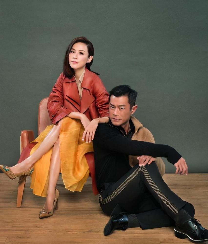 古天乐与宣萱又发糖50岁穿情侣装摆pose网友请原地结婚