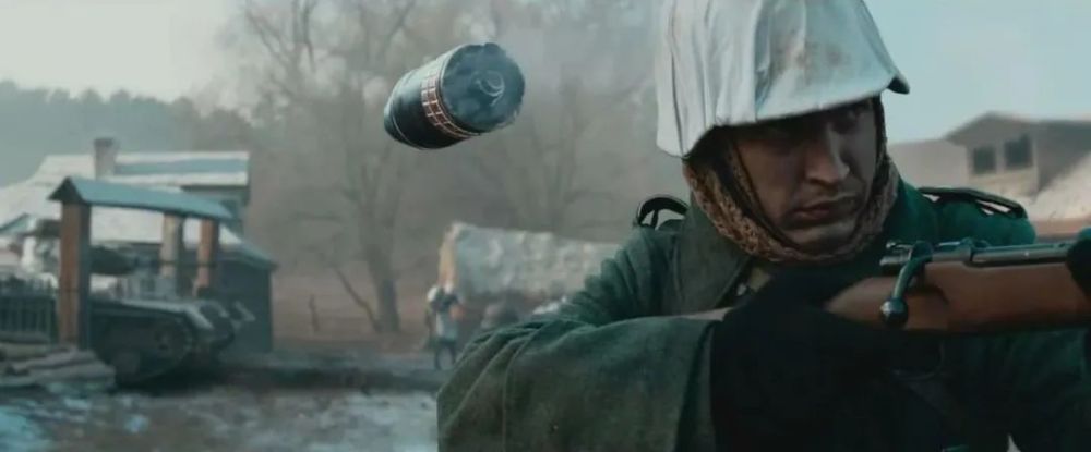 烂番茄排行_烂番茄首页发布成龙影片口碑排行为其庆生创始人是成龙铁杆粉丝