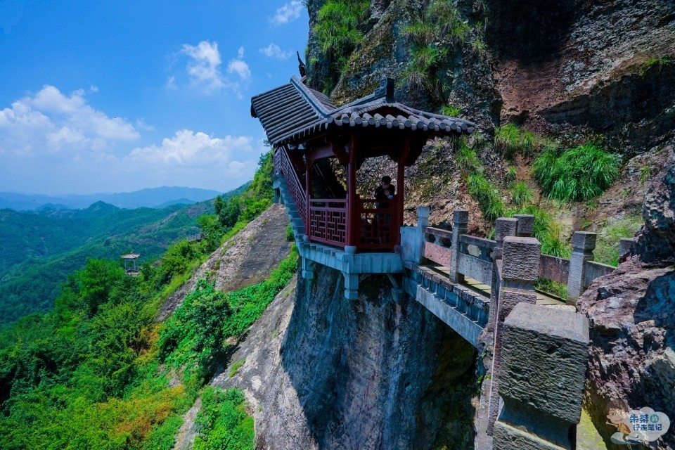 杭州有一座懸空寺與山西恆山懸空寺有異曲同工之妙卻少有人知