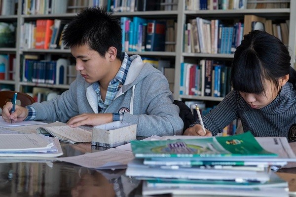 2020河南许昌高中排名_2020年河南省高考二本大学文科录取分数线排名:信阳