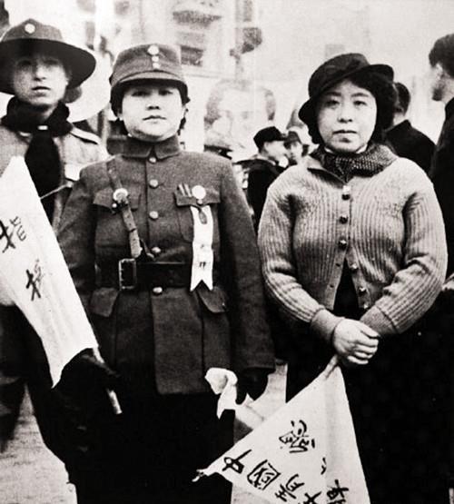 抗日时期的国军女军官照颜值不输女明星图3还是位混血女军官