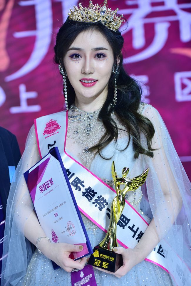 拼脸拼身材拼才艺实拍上海美女小姐姐选美大赛太拼了