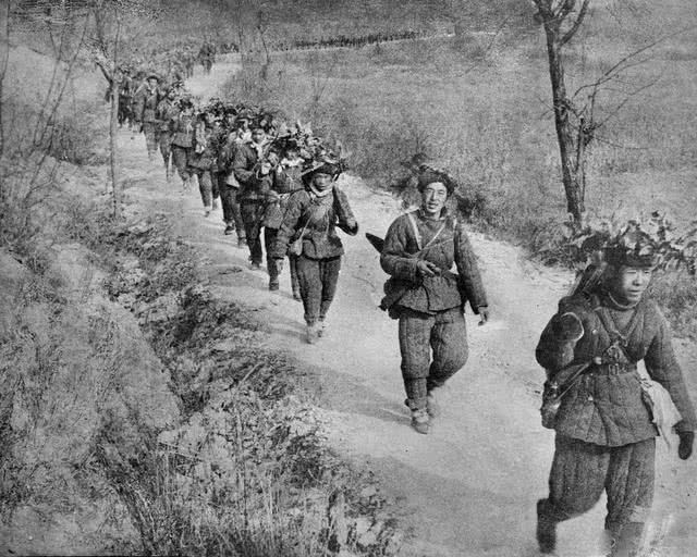 抢什么饭,走近一看竟然是敌人|中国人民志愿军|王丕礼|战士|孙洪道