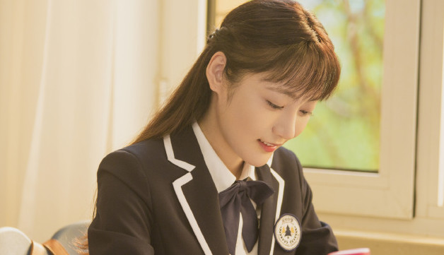 又一青春校园剧将袭,高颜值女主太养眼,光看剧照就已经心动!_腾讯新闻