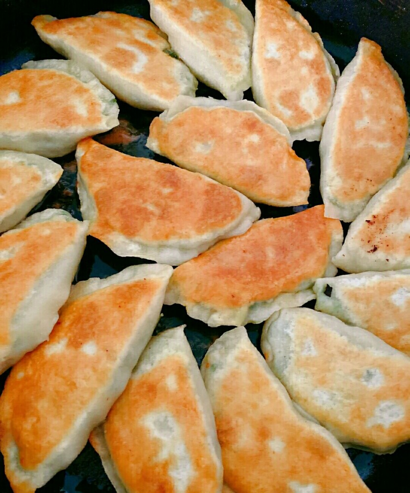 自制家庭版韭菜盒子