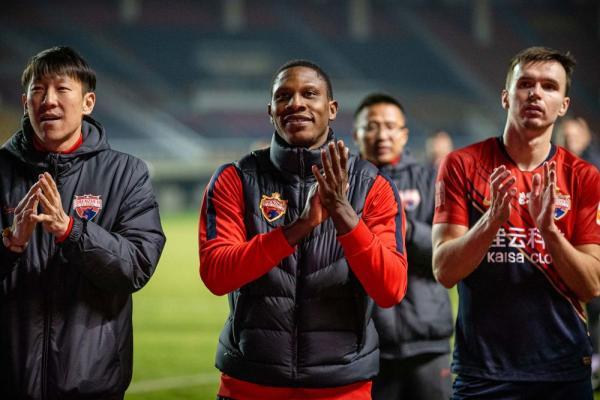 足球|中超:深圳佳兆业获本赛季联赛第13名