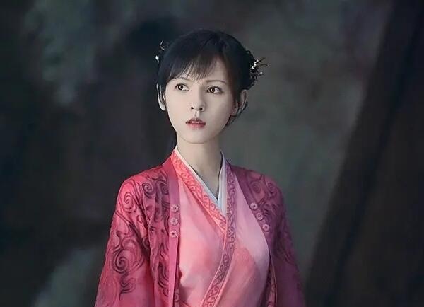 琉璃玲珑最禁锢的爱是乌童最温暖的爱是钟敏言