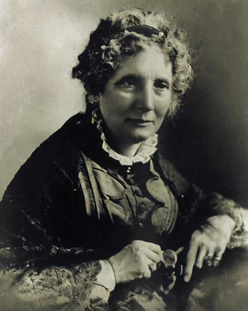 别对孩子大吼大叫了,试试斯托夫人的"自然法则",轻松管好孩子