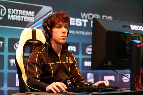 魔兽争霸众多兽族玩家的信仰级选手兽王grubby