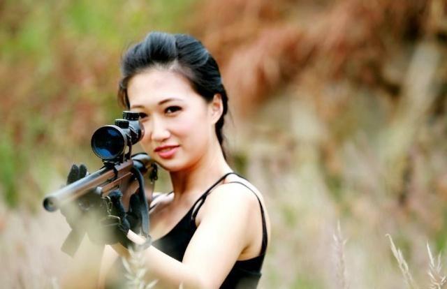 中国最漂亮女保镖由梦图片