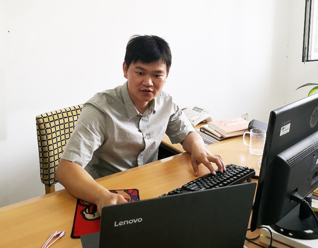 为什么高中数学老师,多数是帅气英俊的"男老师"?