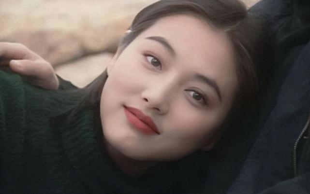 男人婆简直是对张延美貌的侮辱