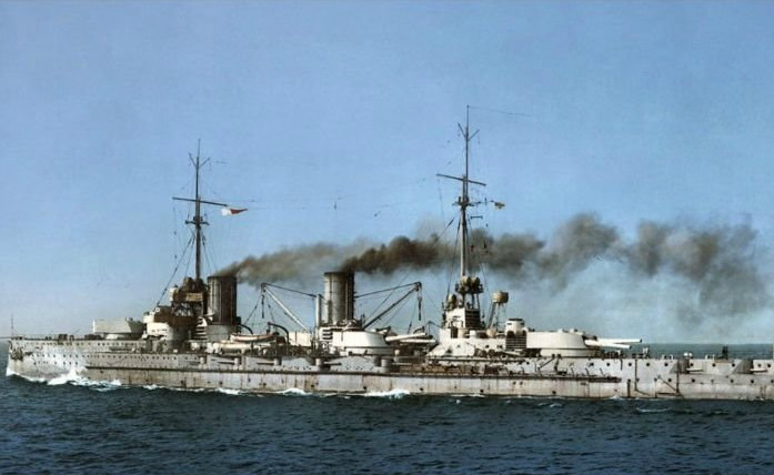 身中22发炮弹不沉,德意志不沉战舰的传奇,德军塞德利茨号战巡