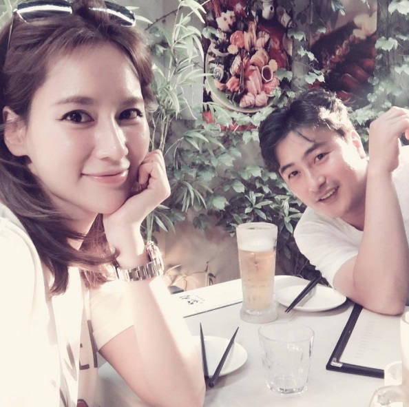 韩国艺人含糊发帖疑似吐槽丈夫,引起争议后删除|李慧媛|安贞焕