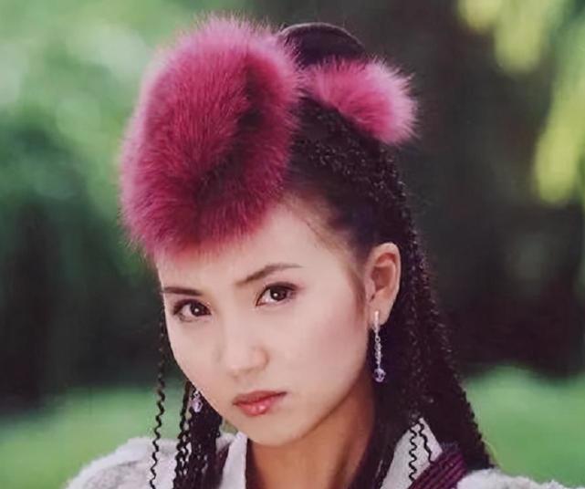 1小时手写8000字,酒肉间演绎豁达人生|倪匡|金庸|张国荣|阿紫|黄沾