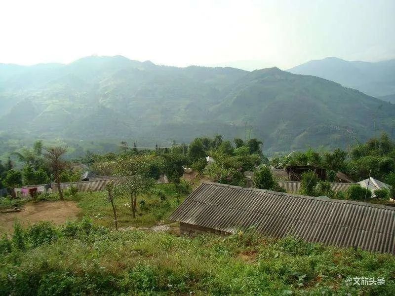 (永德縣大雪山彝族拉祜族傣族鄉忙蚌村)來 源/臨滄市文化和旅遊局編