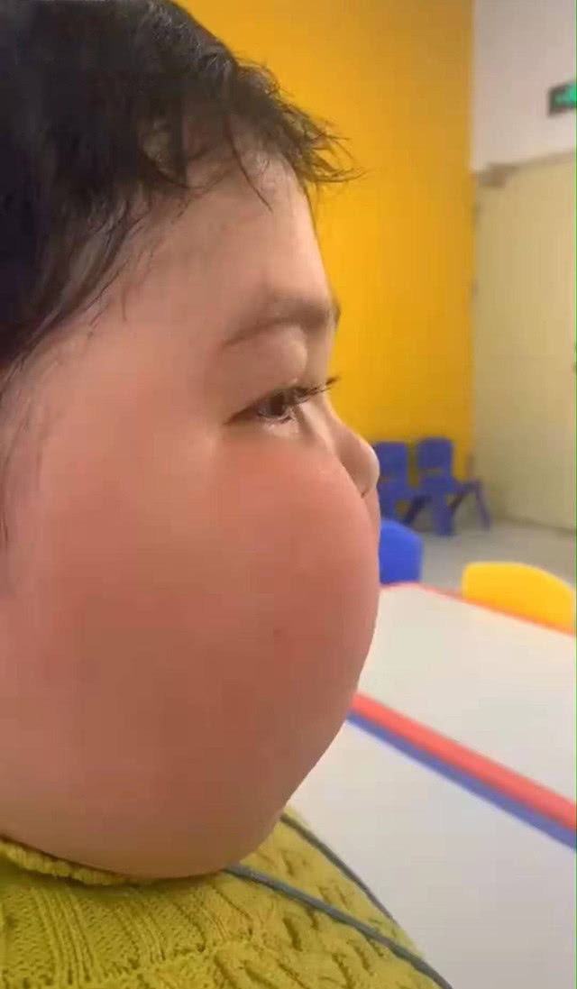 妈妈声称儿子是正宗屁桃脸有图有真相网友可爱的过头了