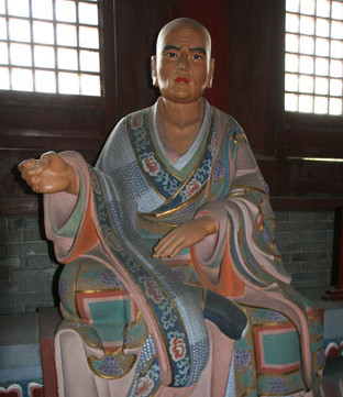 传奇高僧鸠摩罗什被逼妻妾成群圆寂焚身后唯舌根未烂