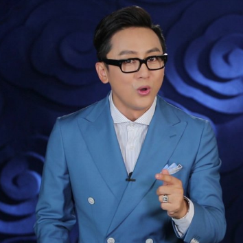 昔日卫视一哥程成近照曝光,下乡当婚礼司仪,曾弃演"五阿哥"成就苏有朋