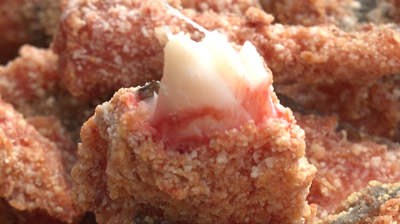 舌尖福建丨连江糟鳗飘香 游客寻香而来