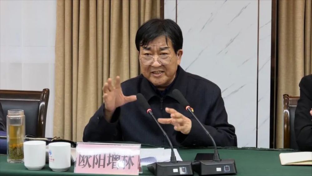 市委第六巡察组专项巡察淅川县乡村振兴战略推进实施情况汇报会召开