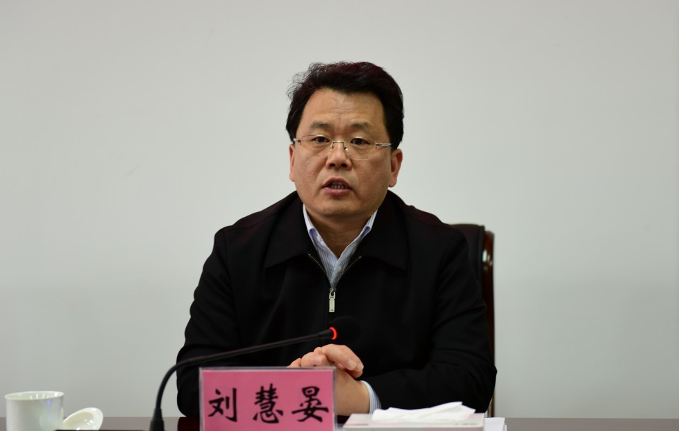 37岁时升正厅,他跨省任省委常委