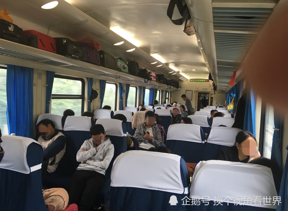 为什么火车座位都是面对面而高铁和动车却朝前看完你就明白了