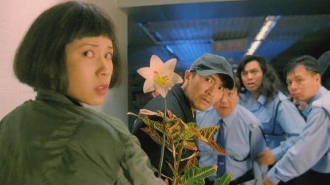周星驰《回魂夜》最后真的死了?结局是这个寓意?
