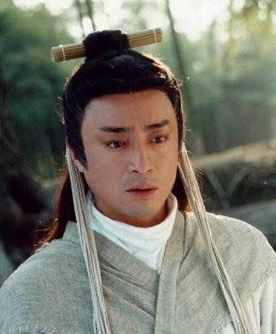 《谢晓峰》:万梓良主角出道,何中华风格飘逸,林更新剧情老套_腾讯新闻