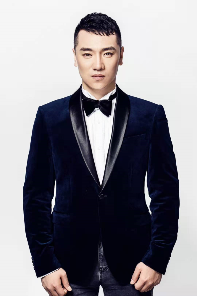 火遍全网的可可托海的牧羊人背后的王琪