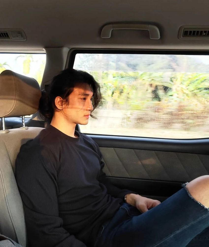 缅甸188cm最帅男模出家当和尚,曾走红东南亚,帅倒一片迷妹_腾讯新闻