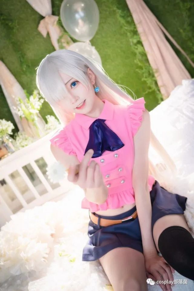 是不是腿长的小姐姐更加可爱一点|七大罪|coser|伊丽莎白_虚拟人物
