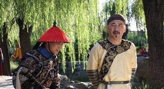 历史上最善良的太监,传圣旨时故意念错一字,却救了不少人!