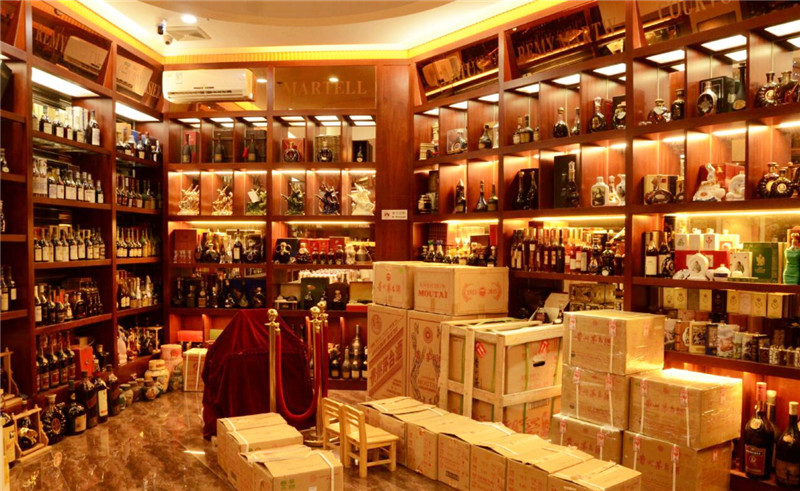 曹德旺豪宅占地5亩地下室藏满了茅台酒子女却不愿搬进豪宅