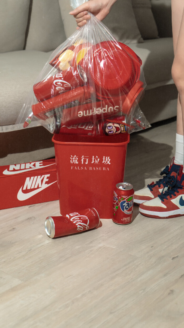 手机壁纸事看一面 或怒或忍 事看两面 能通能顺 手机壁纸