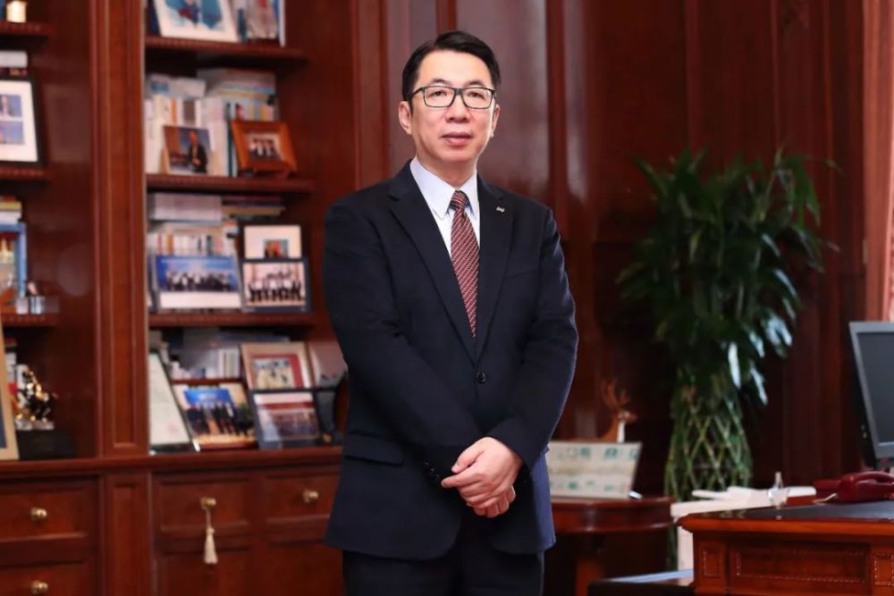 郑杨中国金融70年6170人特别谈