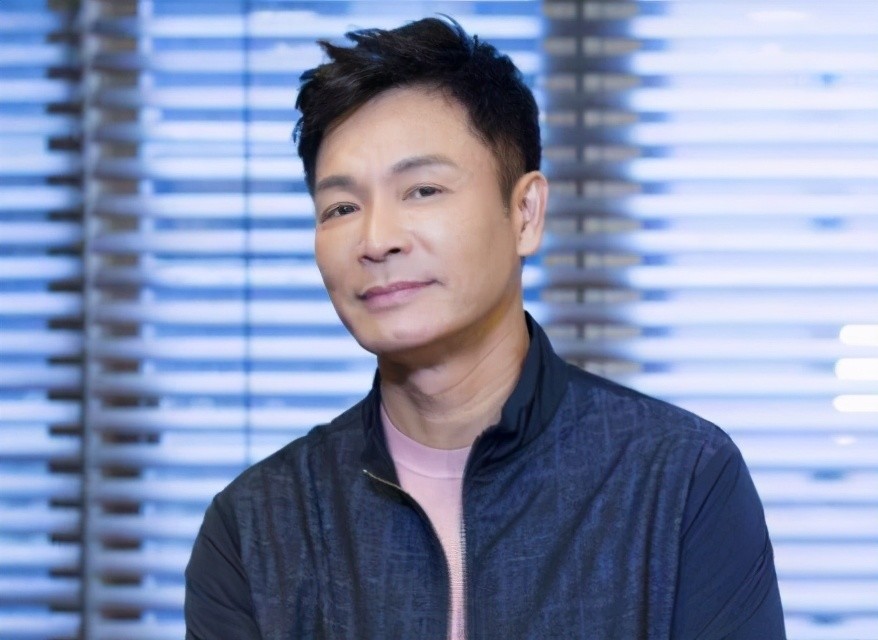 郭晋安:出道即巅峰,三次获视帝大奖,如今却因"毁容"登热搜