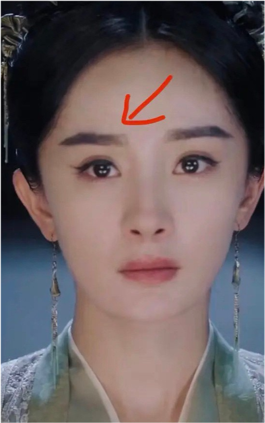 化妆师怎么了?你瞧把杨幂眉毛画的,"瑕疵"太明显了吧