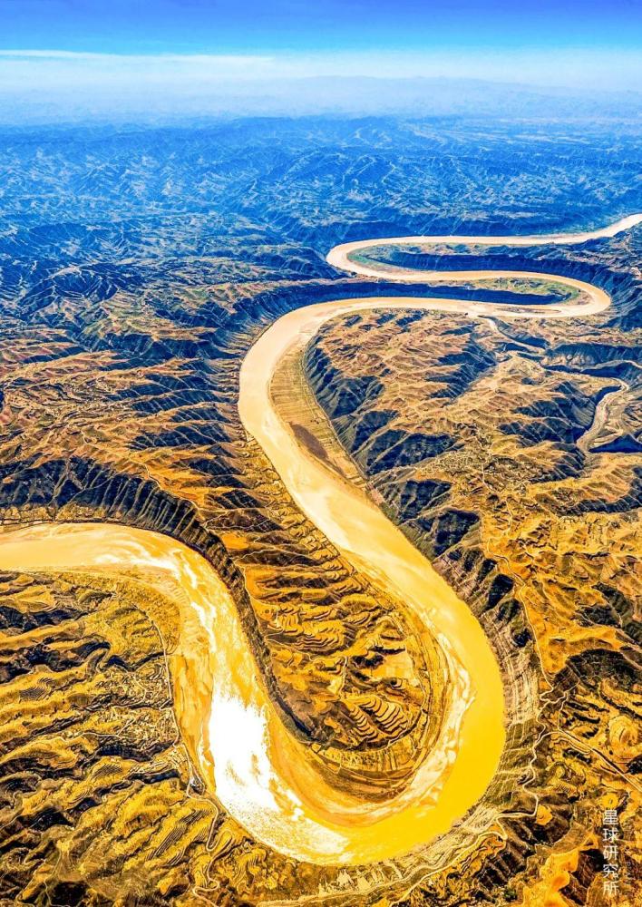 黄河流域山脉图片