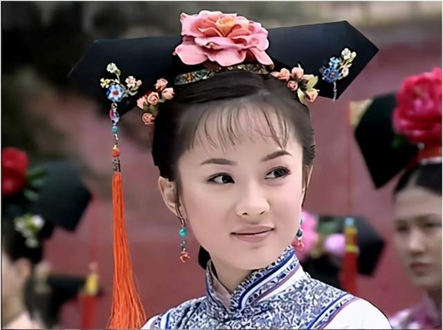 《康熙王朝》版董鄂妃张雪迎《美人无泪》版翁虹《康熙情锁金殿》版
