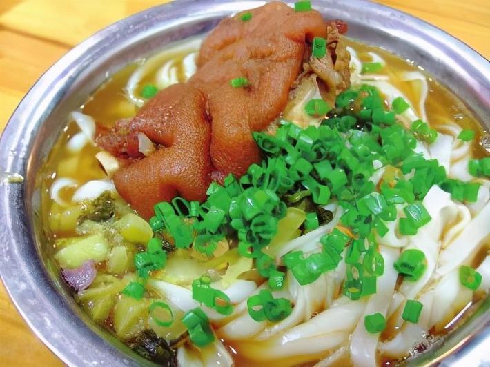 广西作为中国的第一嗦粉大省,来此旅游,你都有尝过哪些?