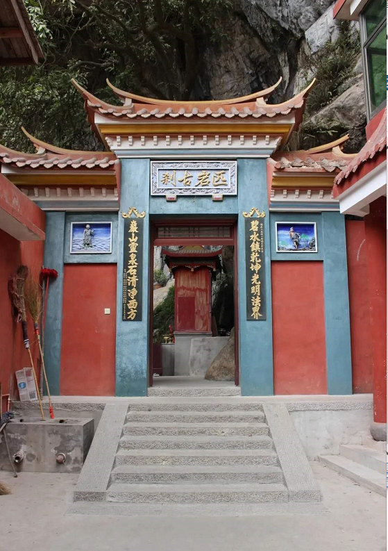 【√醉美罗川】带你漫步碧岩寺,感受古刹的灵性与魅力