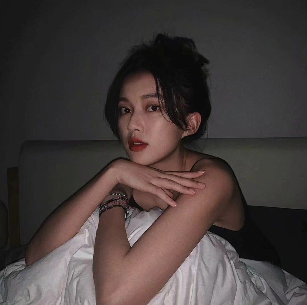 1113美女头像好久不见你瘦了一大圈