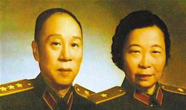 开国少将李贞1955年成为新中国第一位女将军晚年结局如何