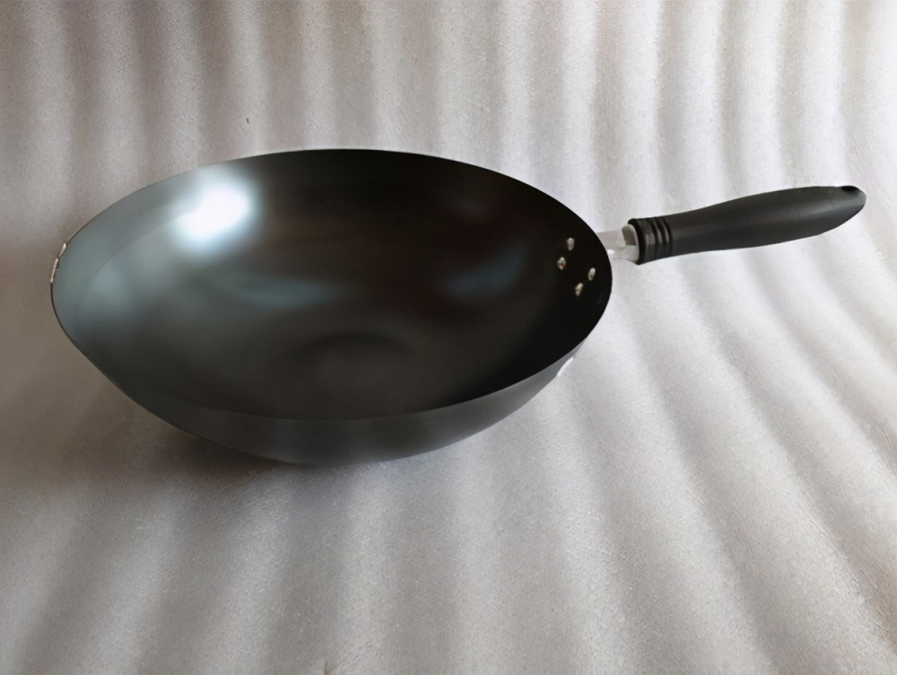 铁锅买回家不能直接用,先学会"保养",用的时间久做饭香