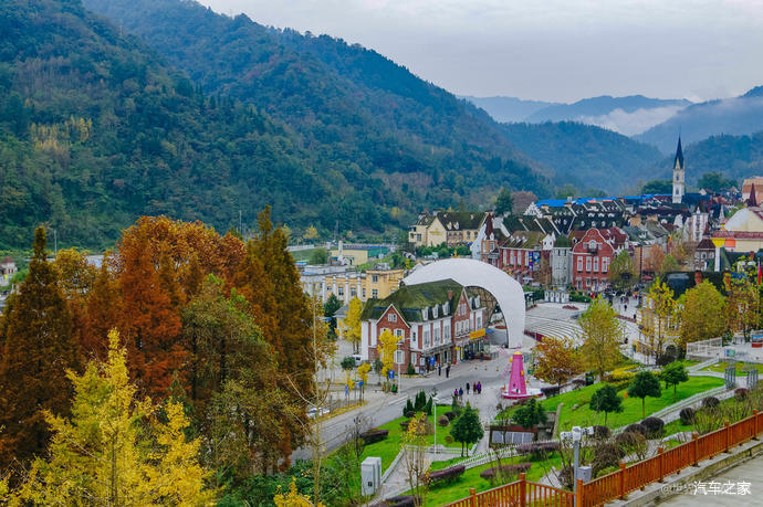 白鹿镇,古镇中的异类,中法传统风情小镇——彭州白鹿镇-出走网