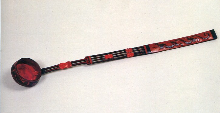 从现今考古发现来看也确实是最早出现的,无论是跨湖桥的黑漆弓,还是