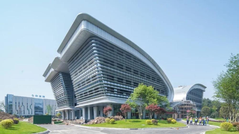 大学城修建到燕儿窝片区从"九馆六中心"打造到北湖公园提升改造从阆中