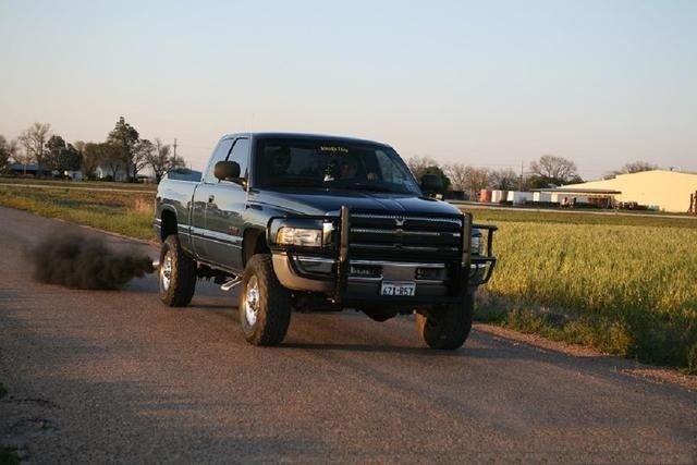 7排量的v6柴油机,价格自然不菲.