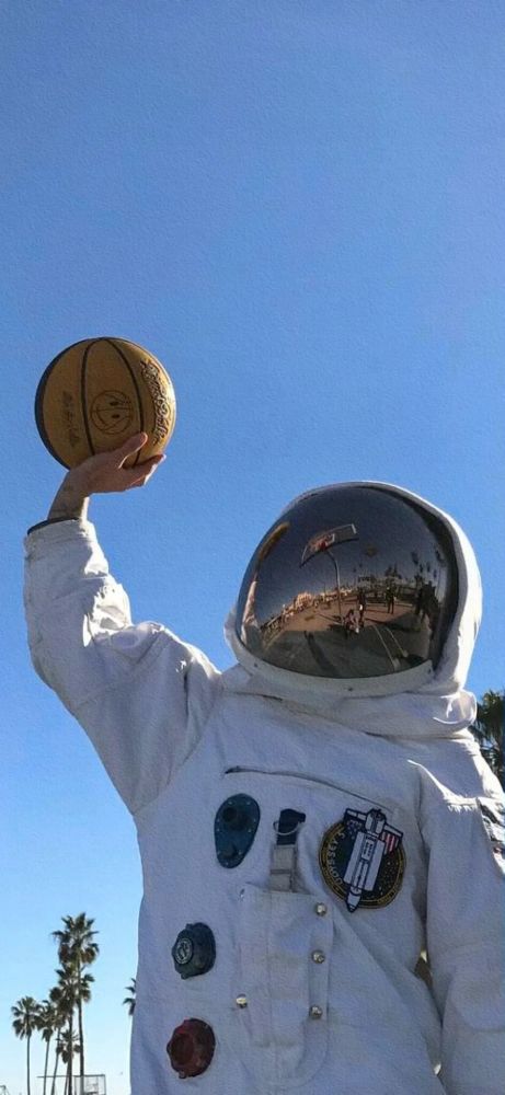小太空人壁纸篮球图片